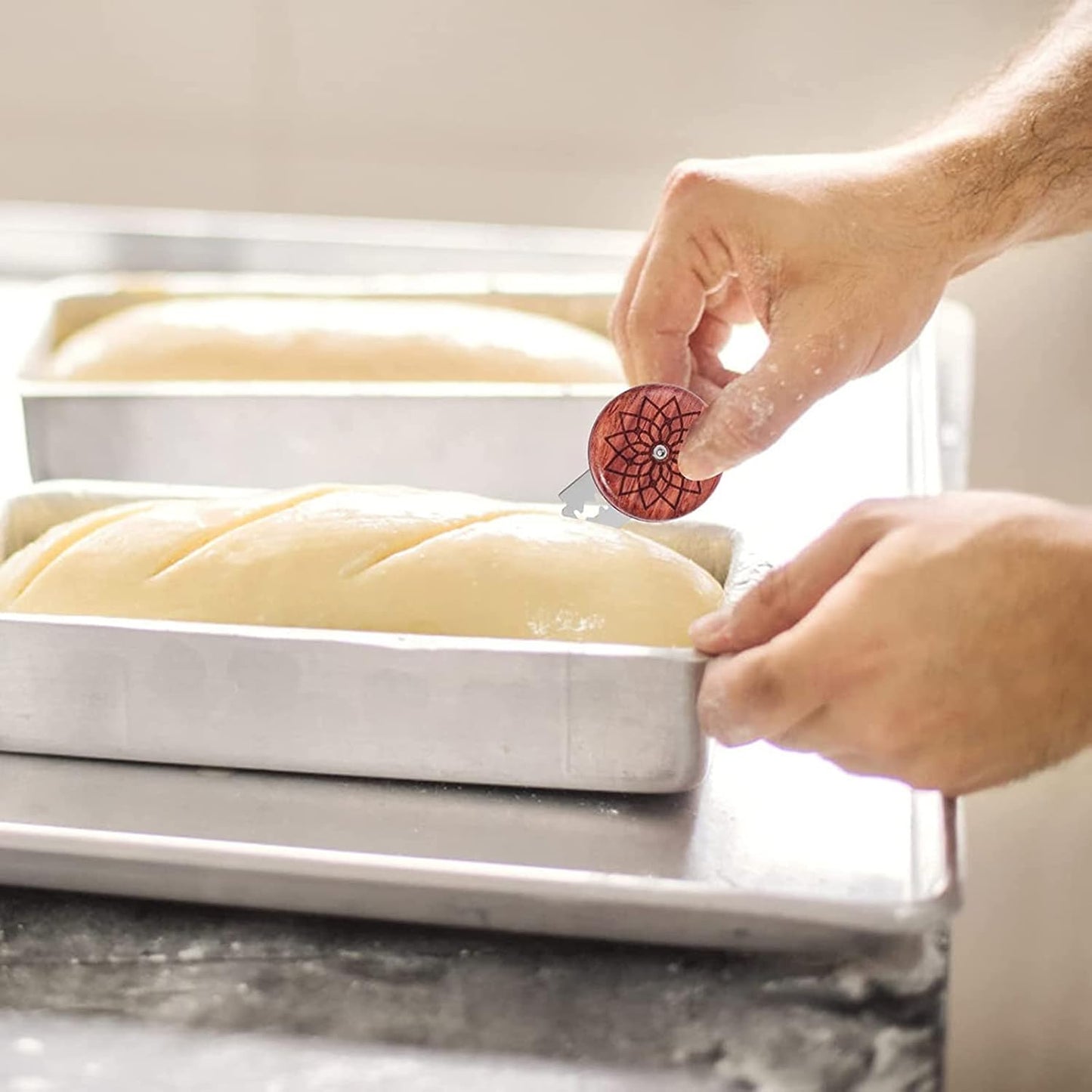 Wooden Bread Lame Disc with 5 Blade Replacements